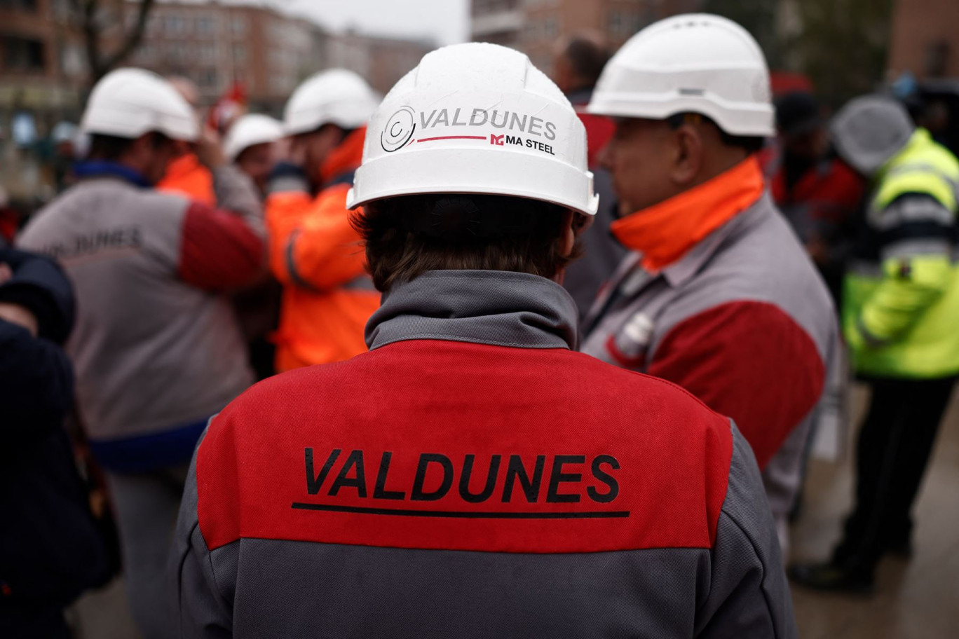 Valdunes, 300 salariés, est le dernier fabricant en France de roues de trains. © Sameer Al-Doumy-AFP