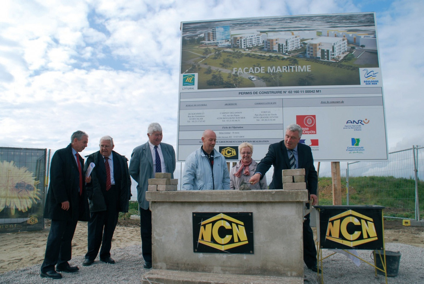 La première pierre a été posée par le ministre Frédéric Cuvillier le 4 juin. Le chantier devrait durer 18 mois.