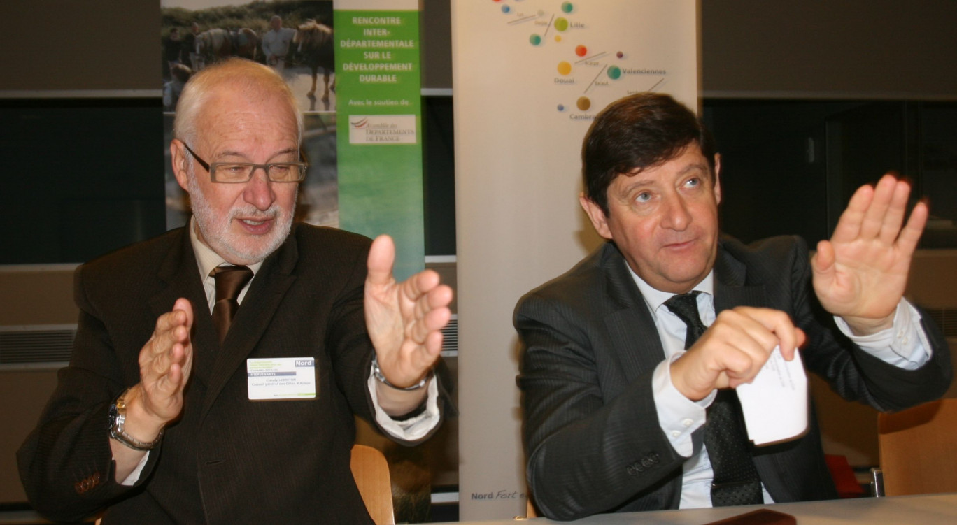 Claudy Lebreton et Patrick Kanner veulent que les départements montrent la voie du développement durable.