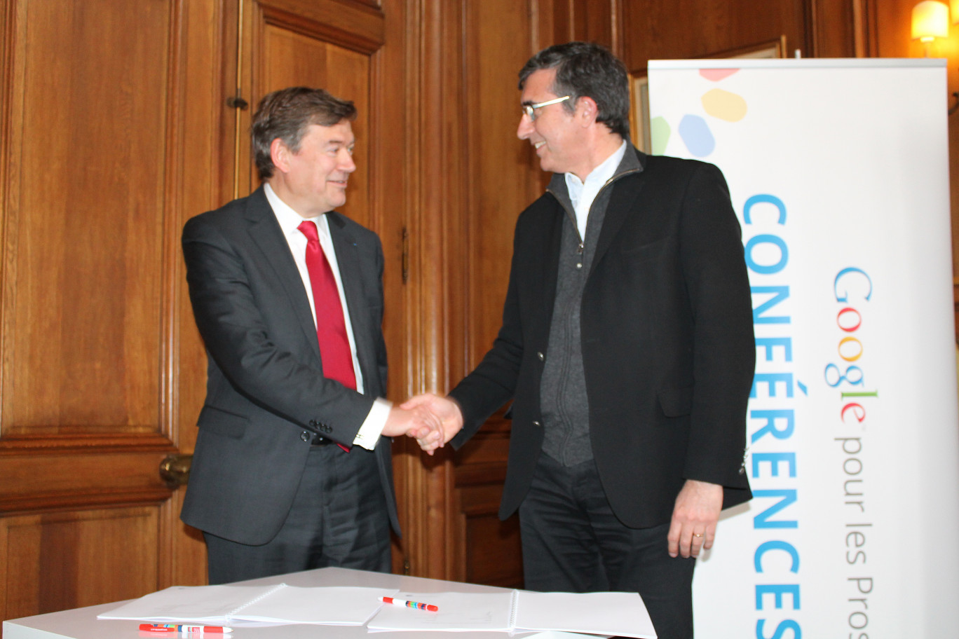 Philippe Hourdain, président de la CCI Grand Lille et Jean Marc Tasseto, directeur Général de Google France.