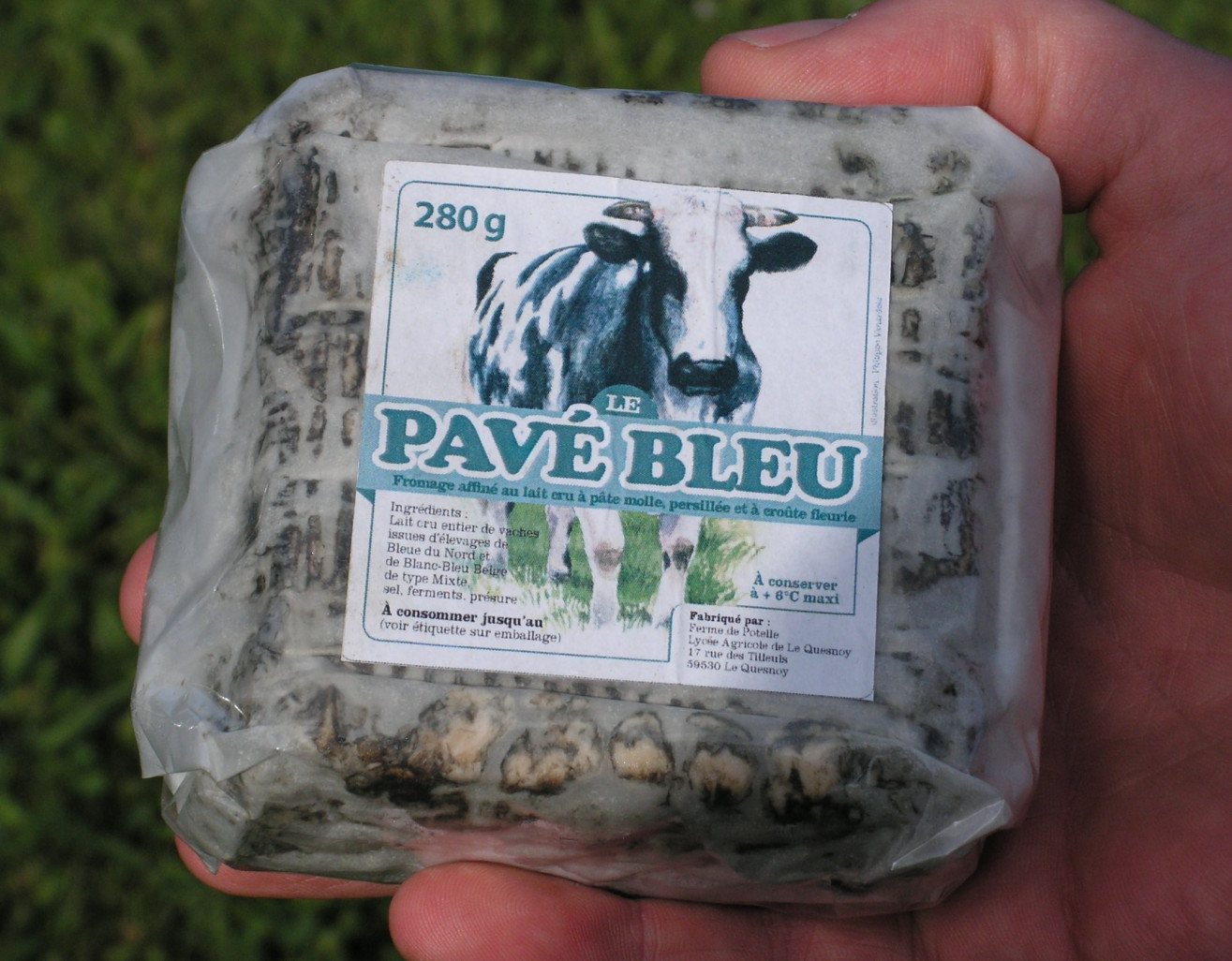 Le Pavé Bleu : une création du lycée agricole du Quesnoy, issue de son élevage de vaches Bleues du Nord.