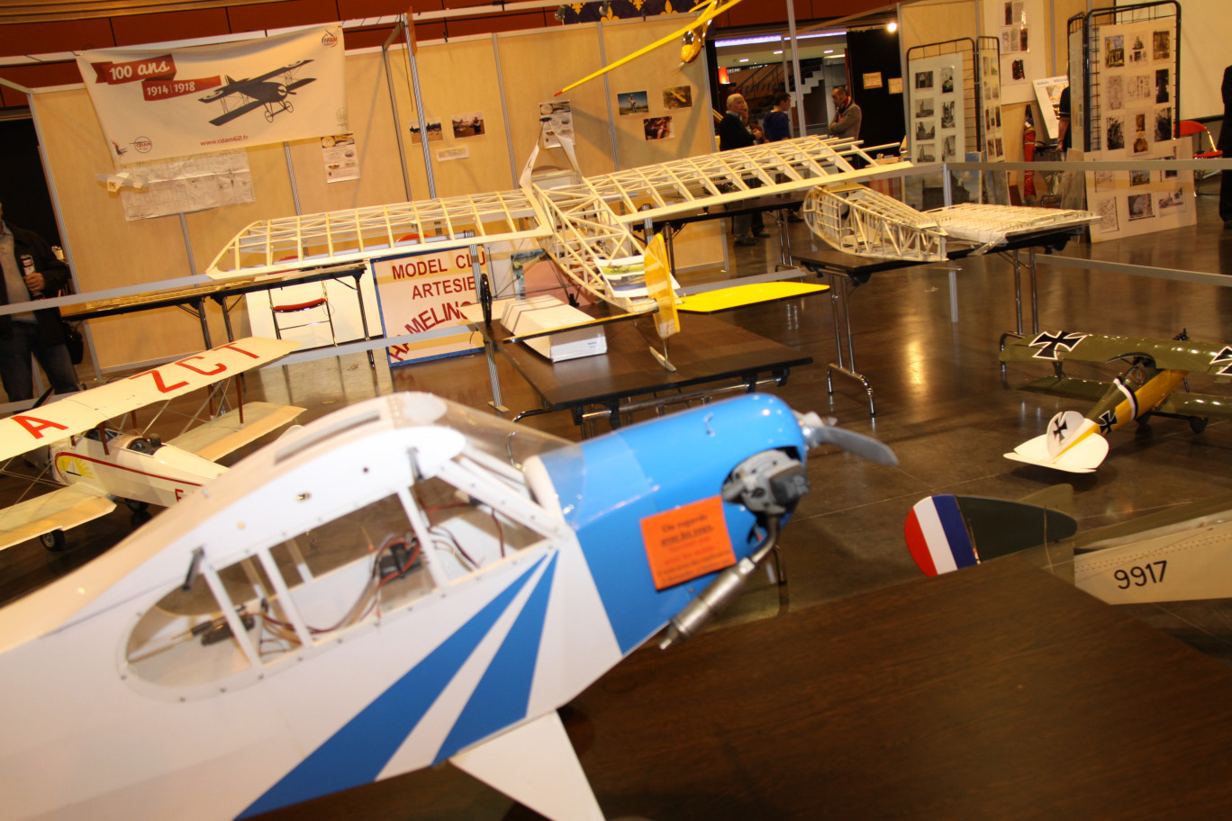 Des maquettes d’avions au 1/3 étaient exposées.