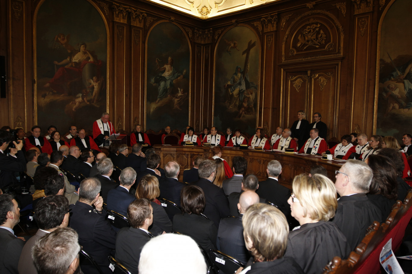 La Grand-Chambre du Parlement de Flandre de la Cour d’appel de Douai était comble, la rentrée solennelle est toujours un moment particulier pour les magistrats et l’ensemble des acteurs du droit. 