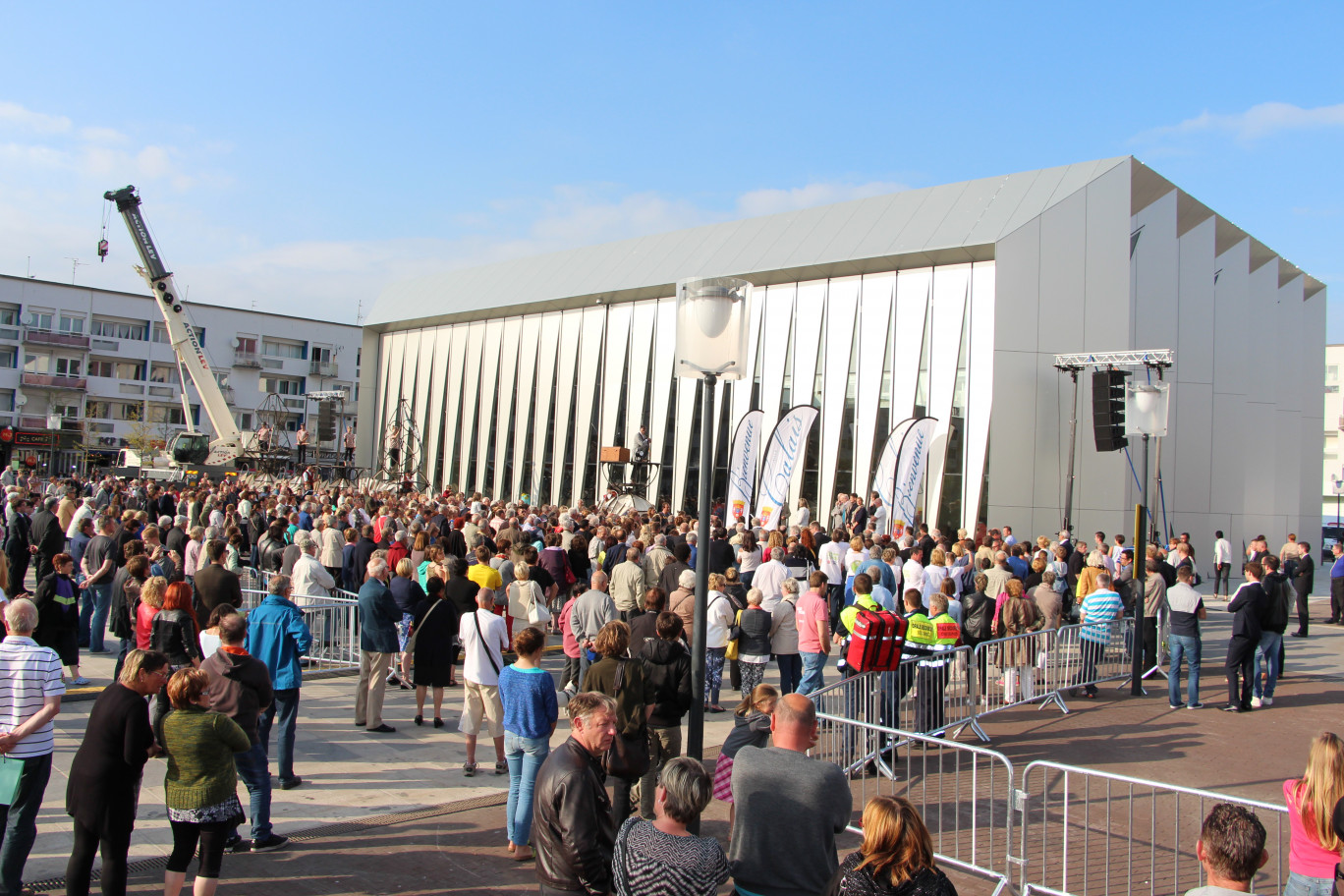 « La Grande Halle à Calais Nord, inaugurée le 19 juin dernier ».