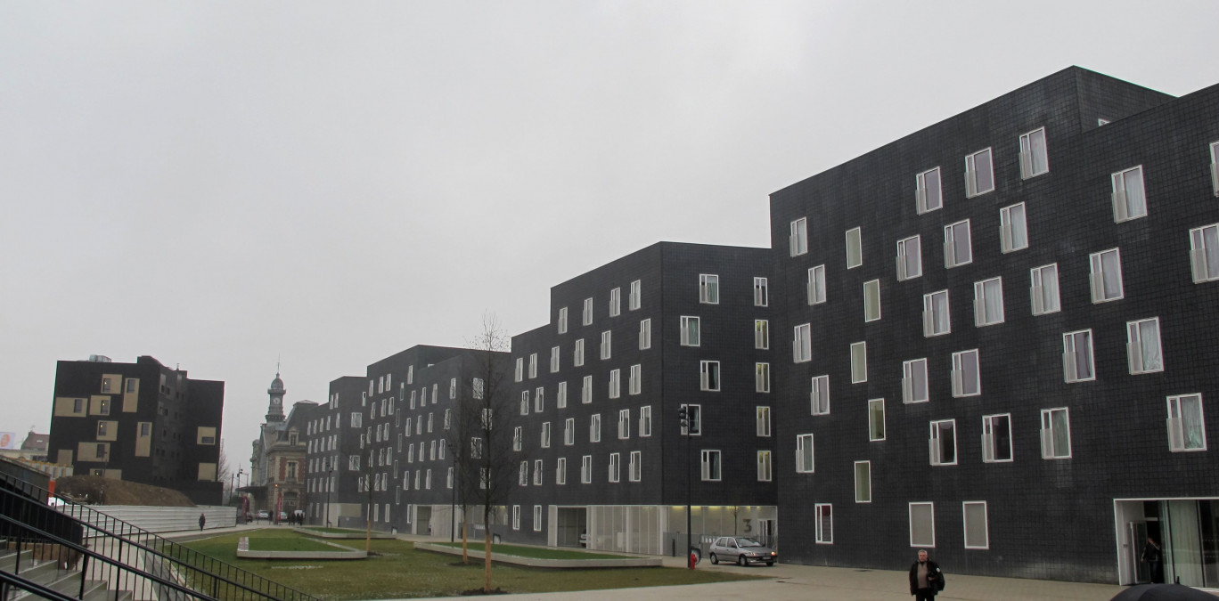 La nouvelle résidence étudiante de 217 chambres s'étend entre la gare et l'université. 