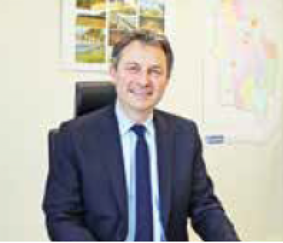 Sébastien Huyghe, vice-président du Conseil régional Hauts-de- France délégué à l'apprentissage, est le président de la SAS Finorpa financement depuis l'assemblée générale du 30 juin 2016.