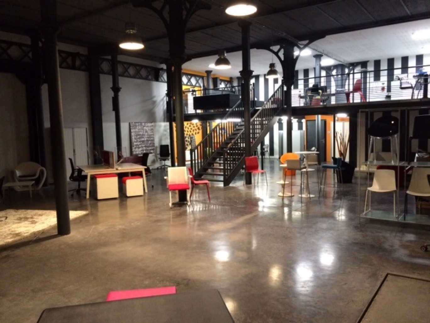 Le showroom de 350 m2 de Roubaix donne un aperçu des références d'Idea & Ko.