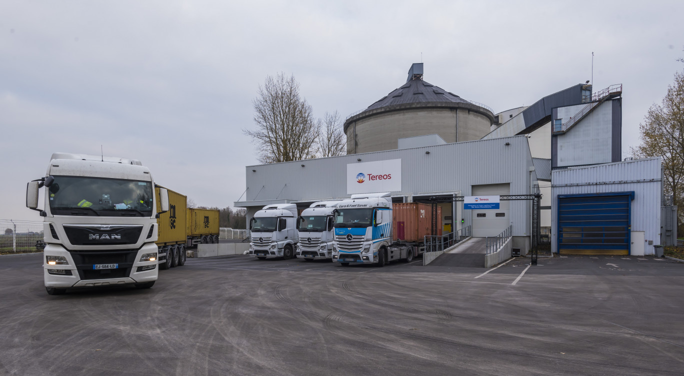 Chaque jour, jusqu'à 70 conteneurs entrent et sortent du centre logistique export de Tereos, à Escaudœuvres.