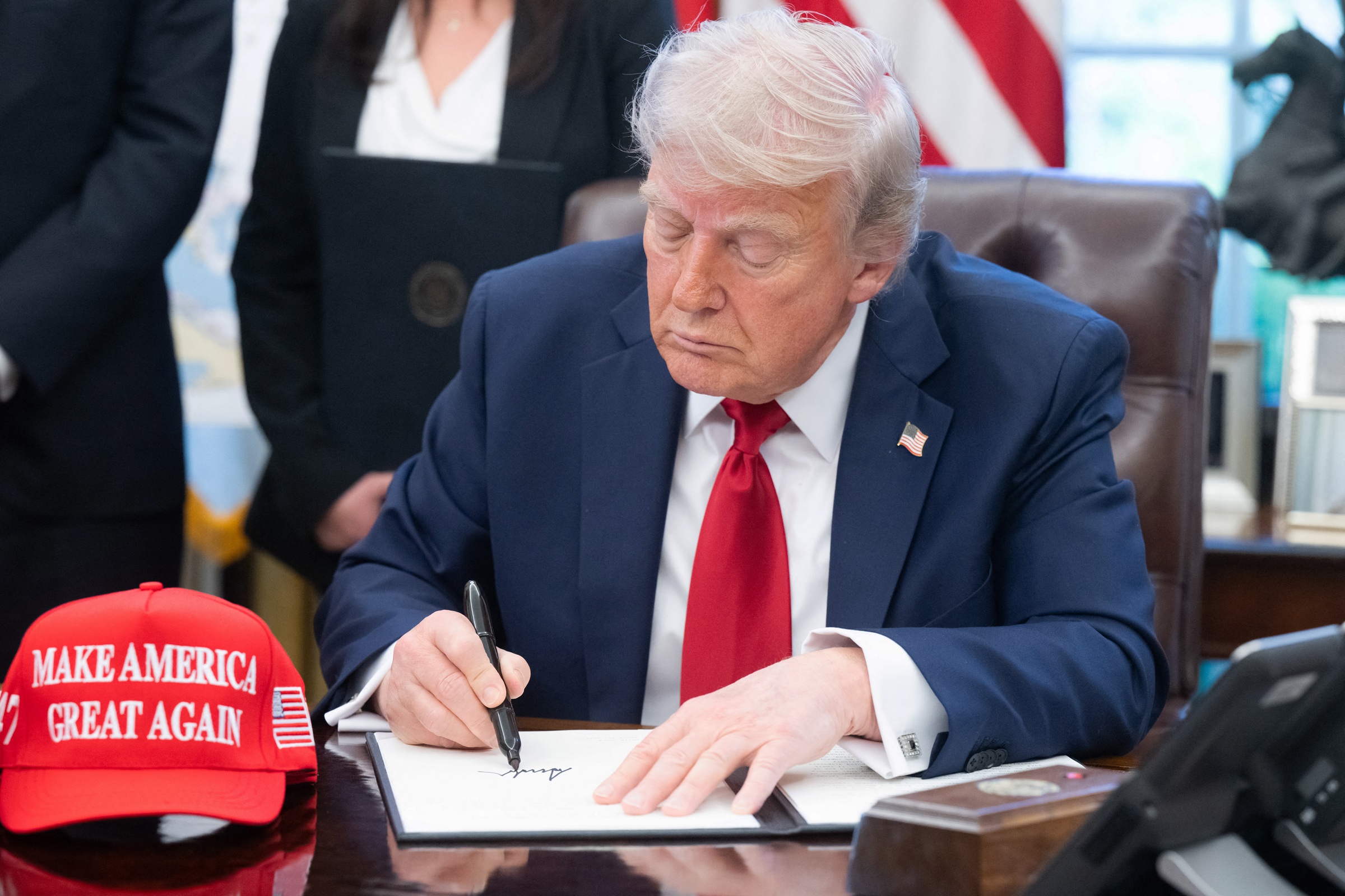 L’incroyable volte-face de Trump entretient encore plus l’incertitude !