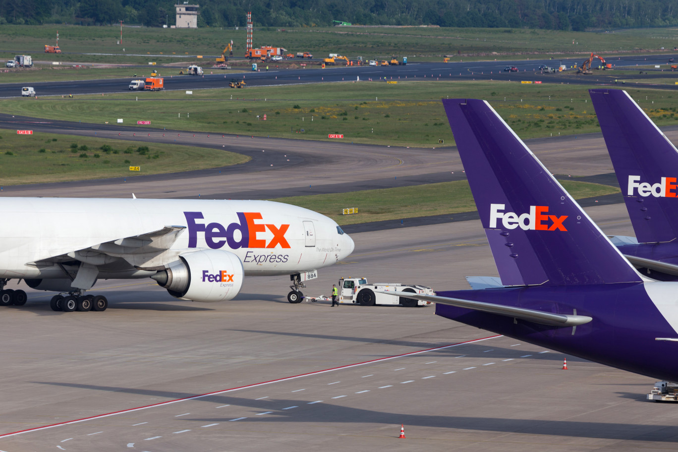 FedEx envisage de procéder à un licenciement collectif dans son hub aérien de Liège. © Tobias Arhelger