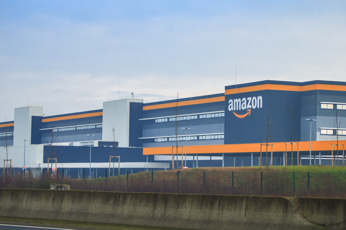 D’ici la fin de l’année, Amazon devrait compter 14 500 salariés en CDI en France. © Bruno