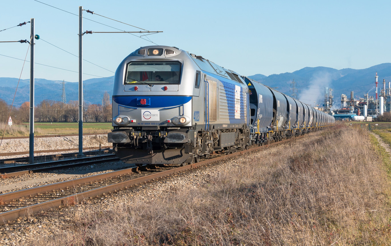 L’entreprise compte 75 locomotives grandes lignes et affrète 170 trains commerciaux par semaine en moyenne. © Europorte/François Pobez