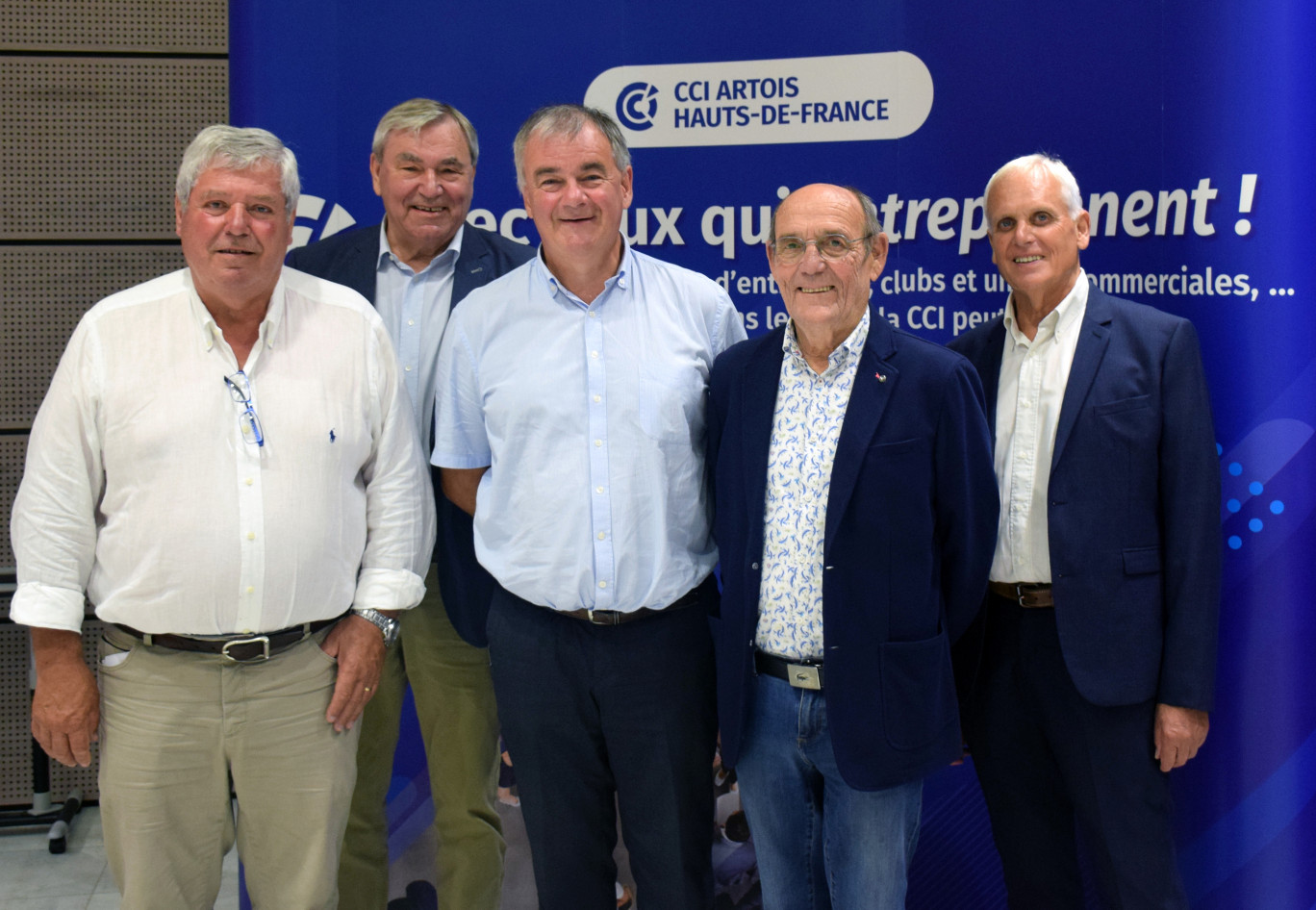De gauche à droite, les signataires de la convention : Luc Clabaut, président d’Initiative Ternois Artois 7 Vallées, Claude Kosiada, président d’Initiative Artois, Jean-Marc Devise, président de la CCI Artois, Gérard Delpierre, président d’Initiative Grand Arras, et Pascal Bearez, président d’Initiative Gohelle.