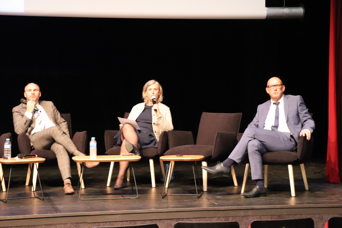 Yannick Olivier, président de la chambre nationale des commissaires aux comptes, et Florence Peybernes, présidente du Haut conseil du commissariat aux comptes et Grégory Mouy, président de la CRCC des Hauts-de-France.