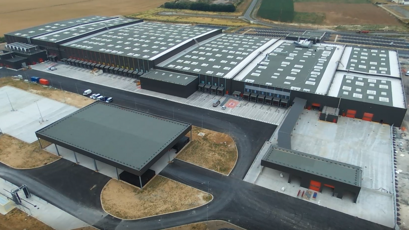 D’une surface de plus de 65 515 m², la nouvelle plateforme d’approvisionnement des magasins du Groupement Les Mousquetaires d’Avion permettra d’approvisionner tous les magasins du département et le nord de la France. 