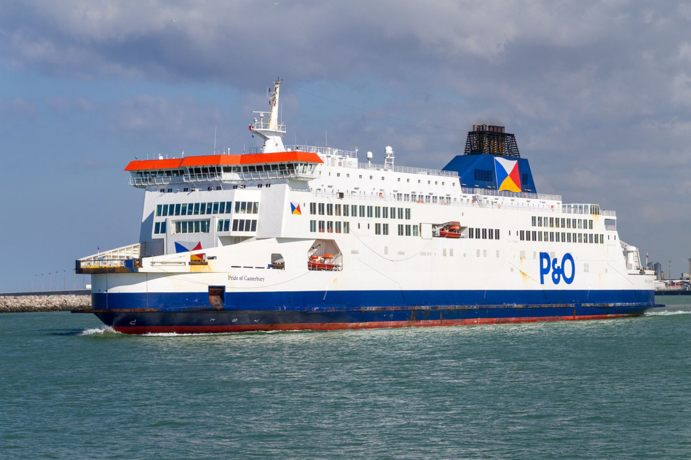 La compagnie maritime P&O France compte, à Calais, plus de 250 employés sédentaires et 15 navigants. © olivierguerinphoto