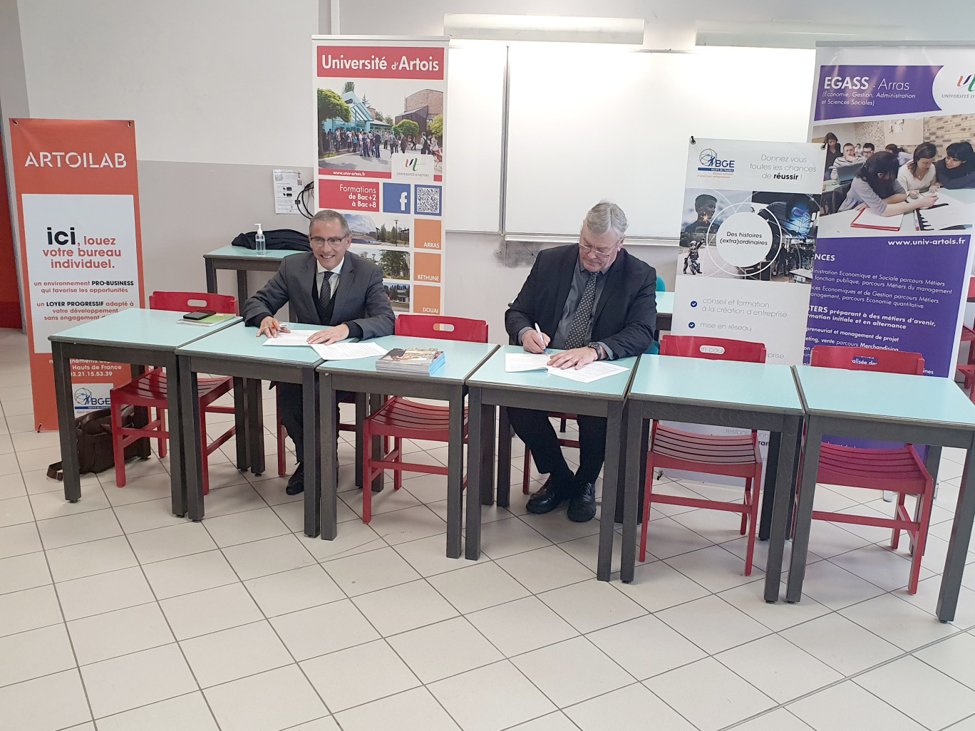 BGE Hauts-de-France et l'Université d'Artois signent une convention de partenariat