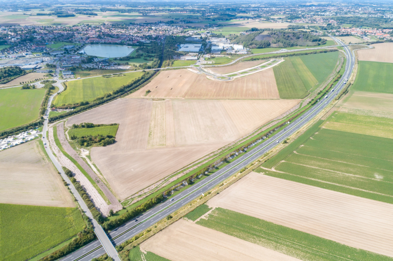 Sur une surface de 102 000 m², la future plateforme logistique, développée par Macquarie Asset Management sur le parc d’activités LogisterrA26, pourrait permettre la création de 500 emplois. 