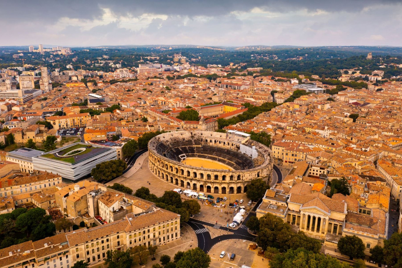 Vue aérienne sur Nîmes et ses Arènes. © Arènes de Nîmes