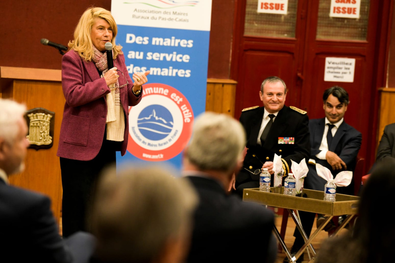 Les maires ruraux ont pu échanger avec Dominique Faure, secrétaire d’Etat auprès du ministre de la Transition écologique et de la Cohésion des territoires, chargée de la Ruralité. © Ministère de la Cohésion des territoires