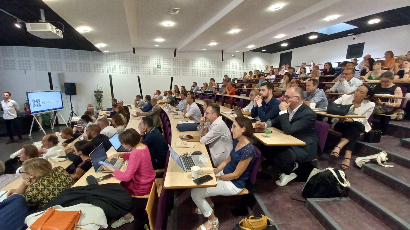 Au cours de l’après-midi, les participants ont pu s’exprimer au travers d’une plateforme collaborative, et formuler ainsi des propositions durant les échanges. © DR