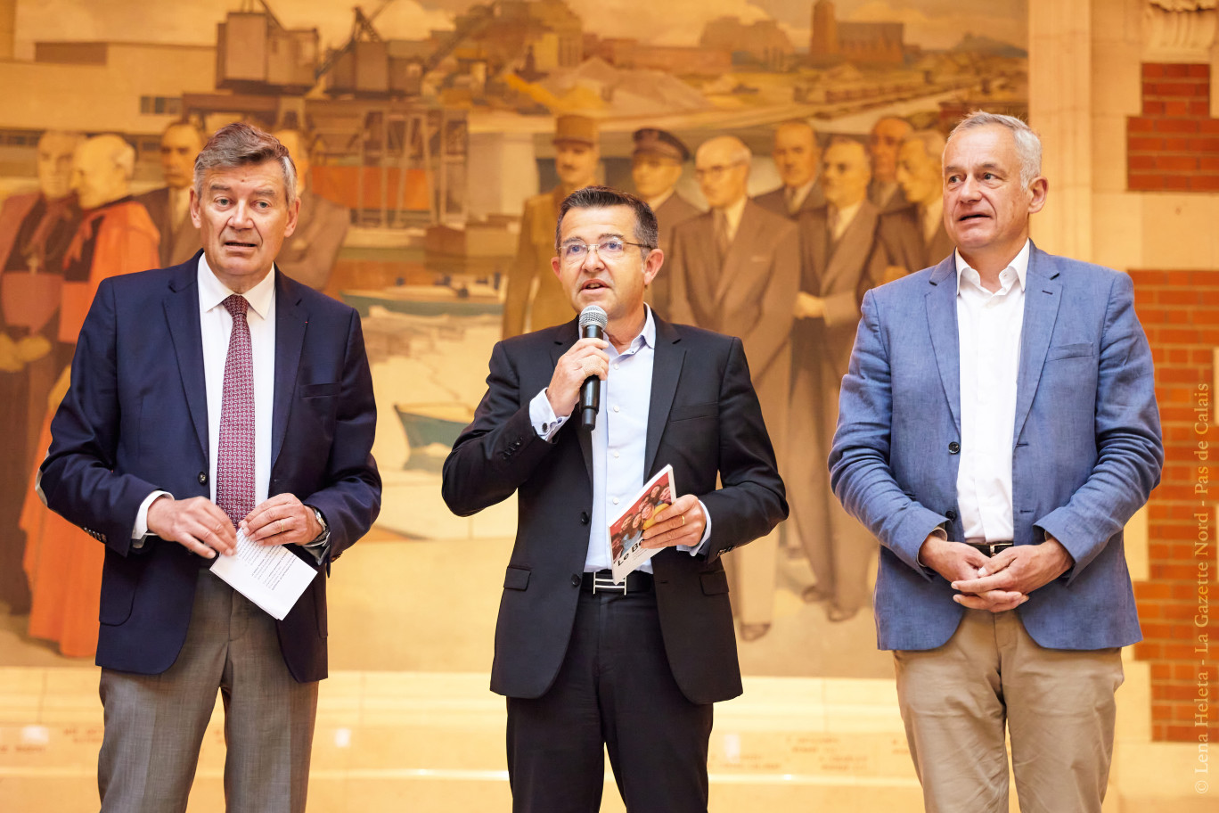 Philippe Hourdain, président de la CCI Hauts-de-France, Grégory Sanson, président de Lille Place Financière et André-Paul Leclercq, qui représentait la Présidente de la CCI Grand Lille, Aurélie Vermesse. © Lena Heleta