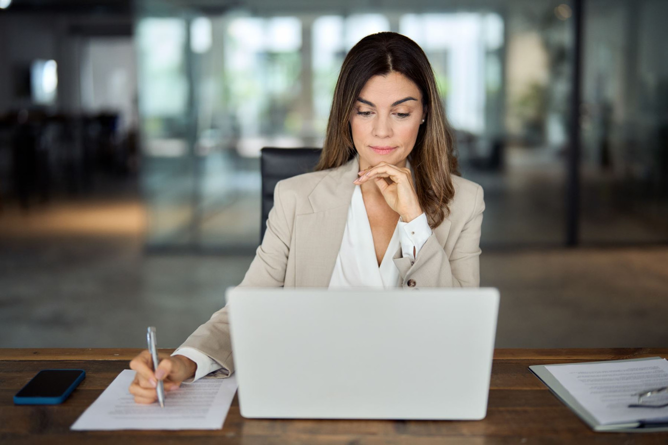 65% des entrepreneuses ont eu du mal à faire reconnaître leur légitimité et 27% à accéder à des financements. © insta_photos