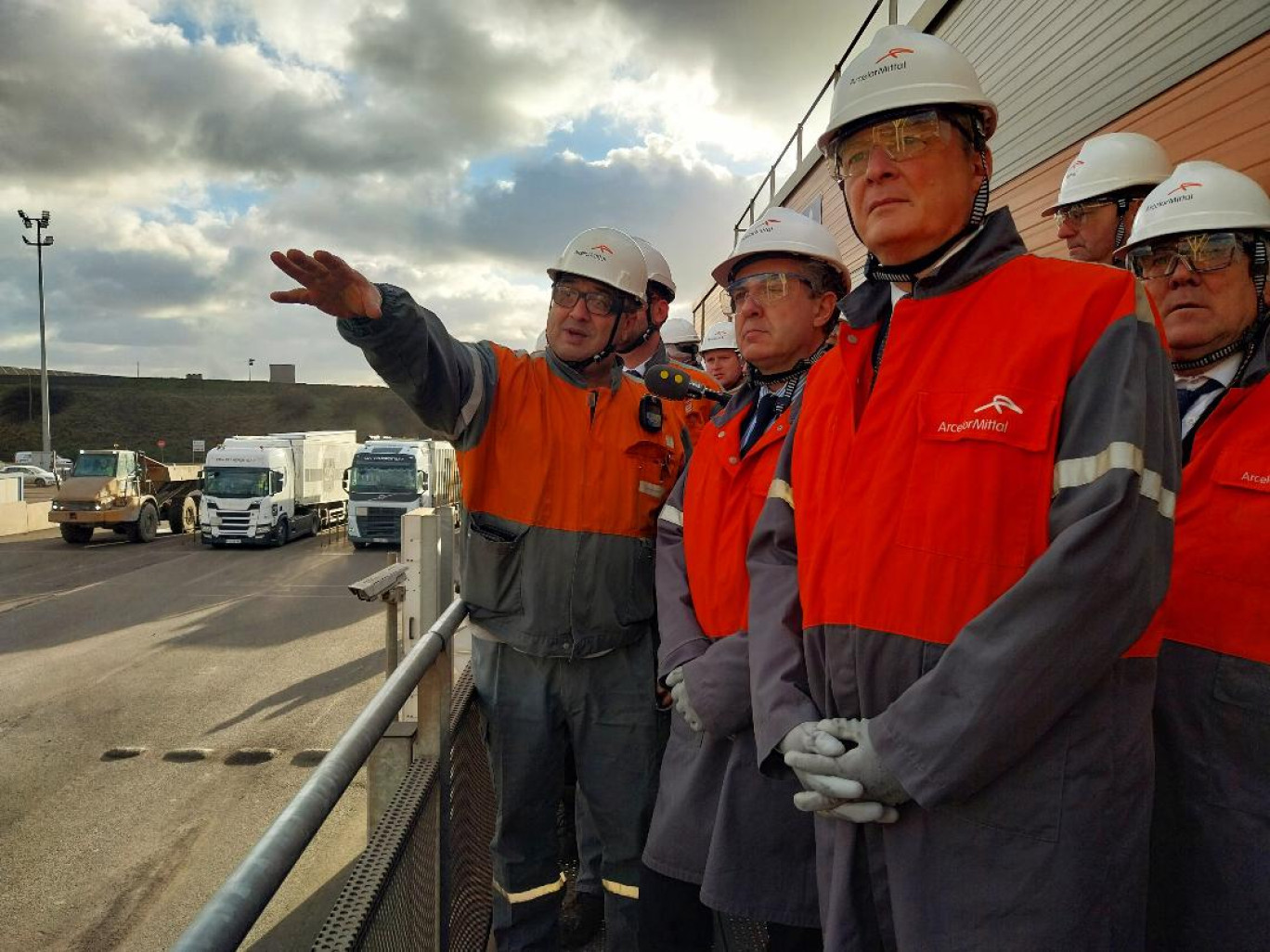 Les ministres Christophe Béchu et Bruno Le Maire en visite sur le site de Grande-Synthe d'ArcelorMittal le 15 janvier dernier.