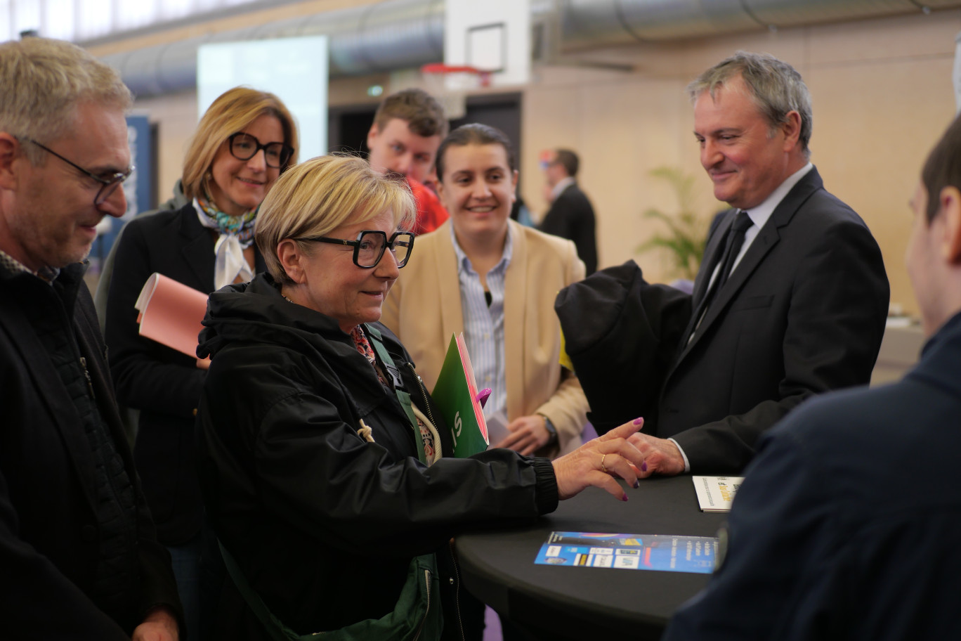 Jacques Billant, préfet du Pas-de-Calais et Natacha Bouchart, maire de Calais et présidente de l’agglomération Grand Calais. © Aletheia Press/V. De Poorter