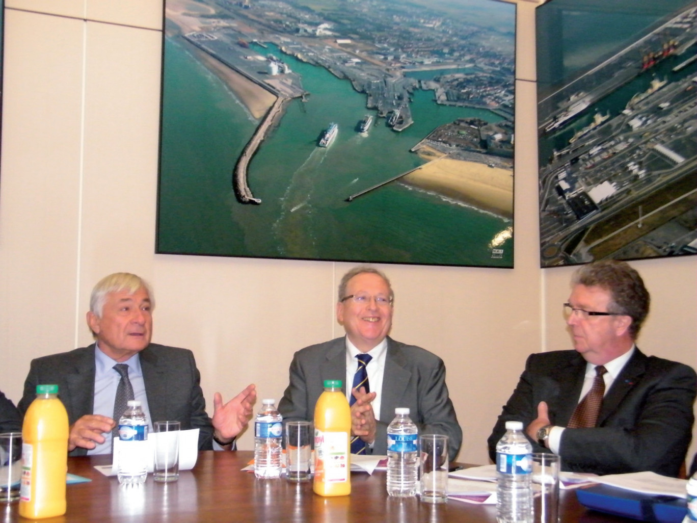 Jean-Marc Puissesseau, président de la CCI Côte d’Opale, Marc Welcomme, DRH de Vivendi, et Jean-Marc Duvivier, dirigeant de Finorpa.