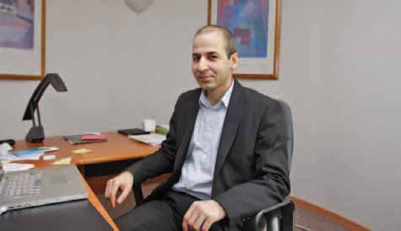 Abdelkader Bousnane dirige l’association depuis 2010. Il est épaulé par une équipe de dix conseillers développement d’entreprise.