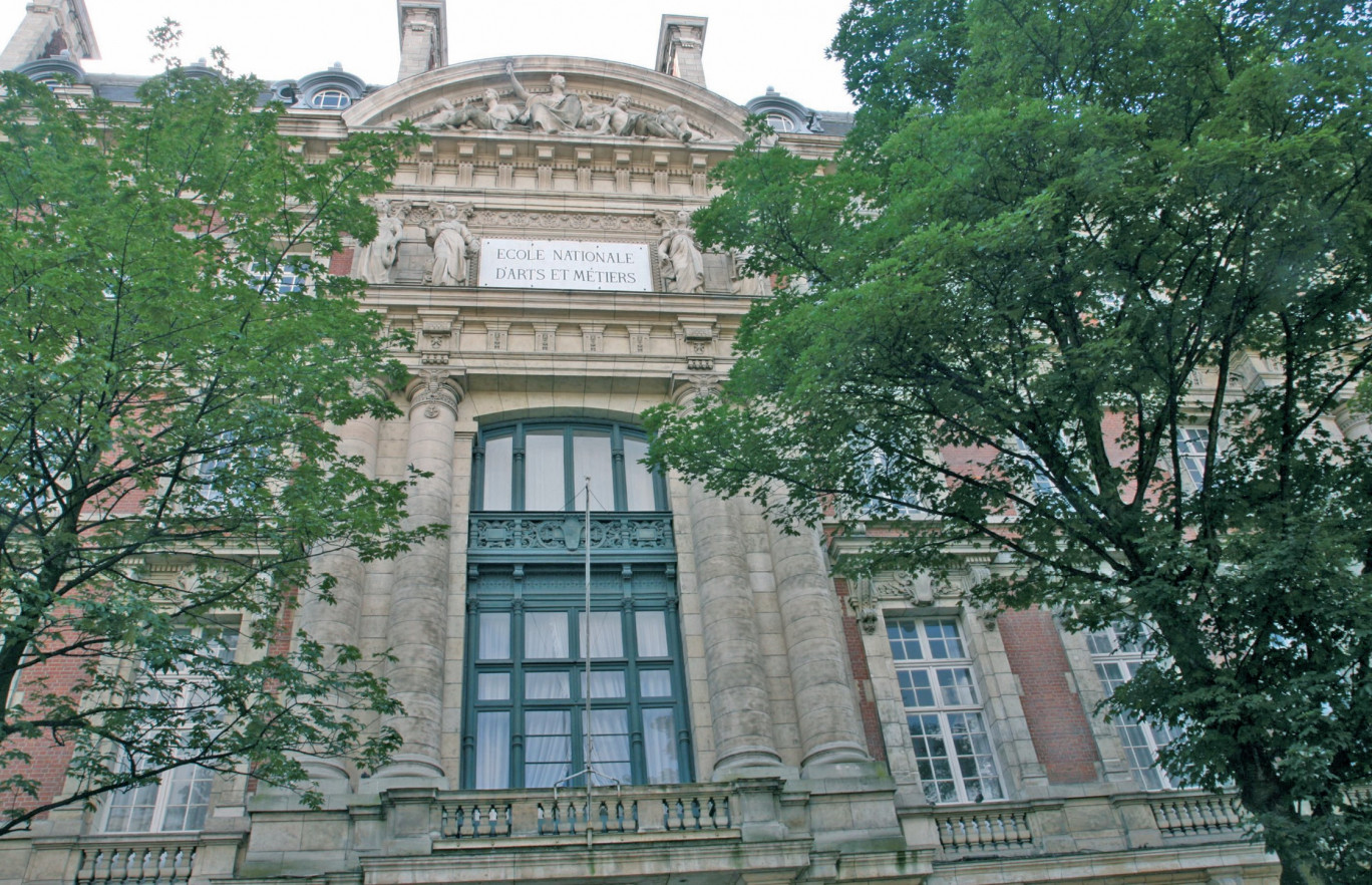 Le Cnam, installé boulevard Louis-XIV à Lille dans les locaux des Arts et Métiers, propose en plus de ses formations classiques des filières en alternance qui peuvent intéresser les entreprises.