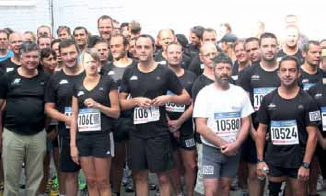 Cadres et dirigeants du Club des entreprises centenaires courent le semi-marathon