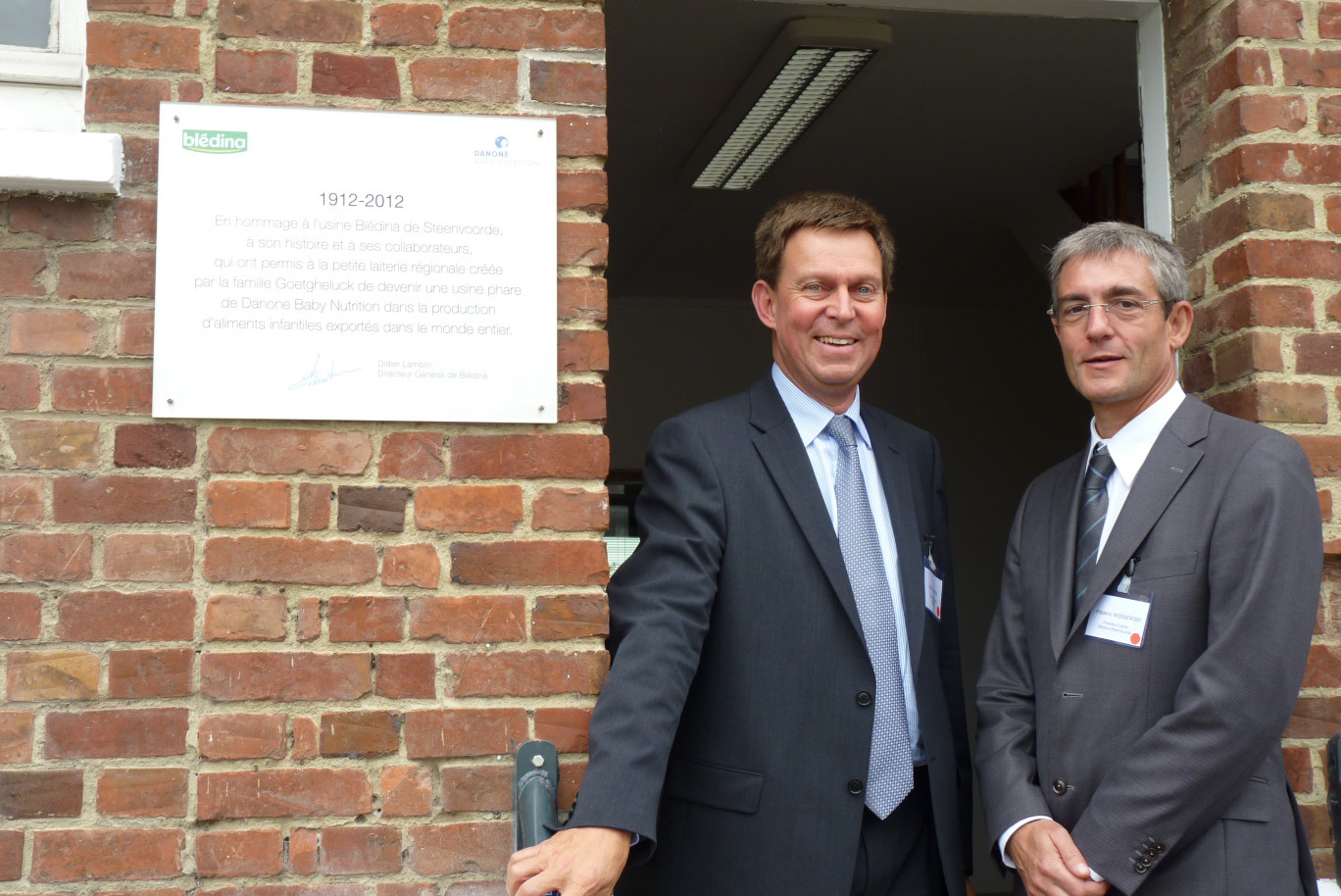 De gauche à droite : Fréderic Wisniewski, directeur de l'usine de Steendvoorde et Didier Lamblin, directeur général de Blédina.