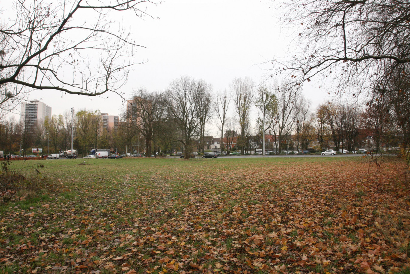 Passant sur le boulevard périphérique, on imagine mal l'étendue des terrains disponibles entre le Vieux-Lille et La Madeleine. 