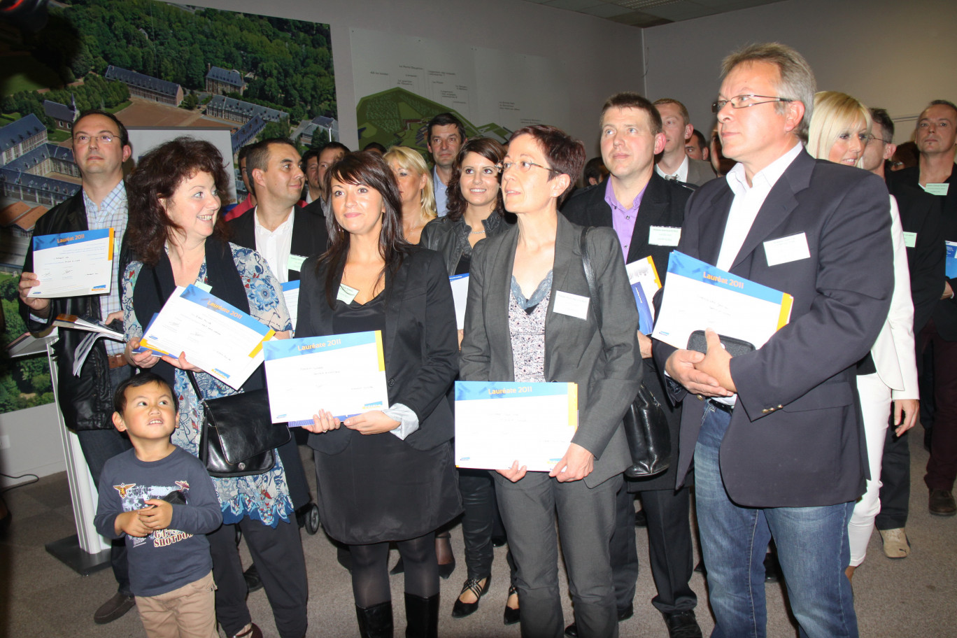 Une partie des lauréats 2011 d’Initiative Grand Arras.
