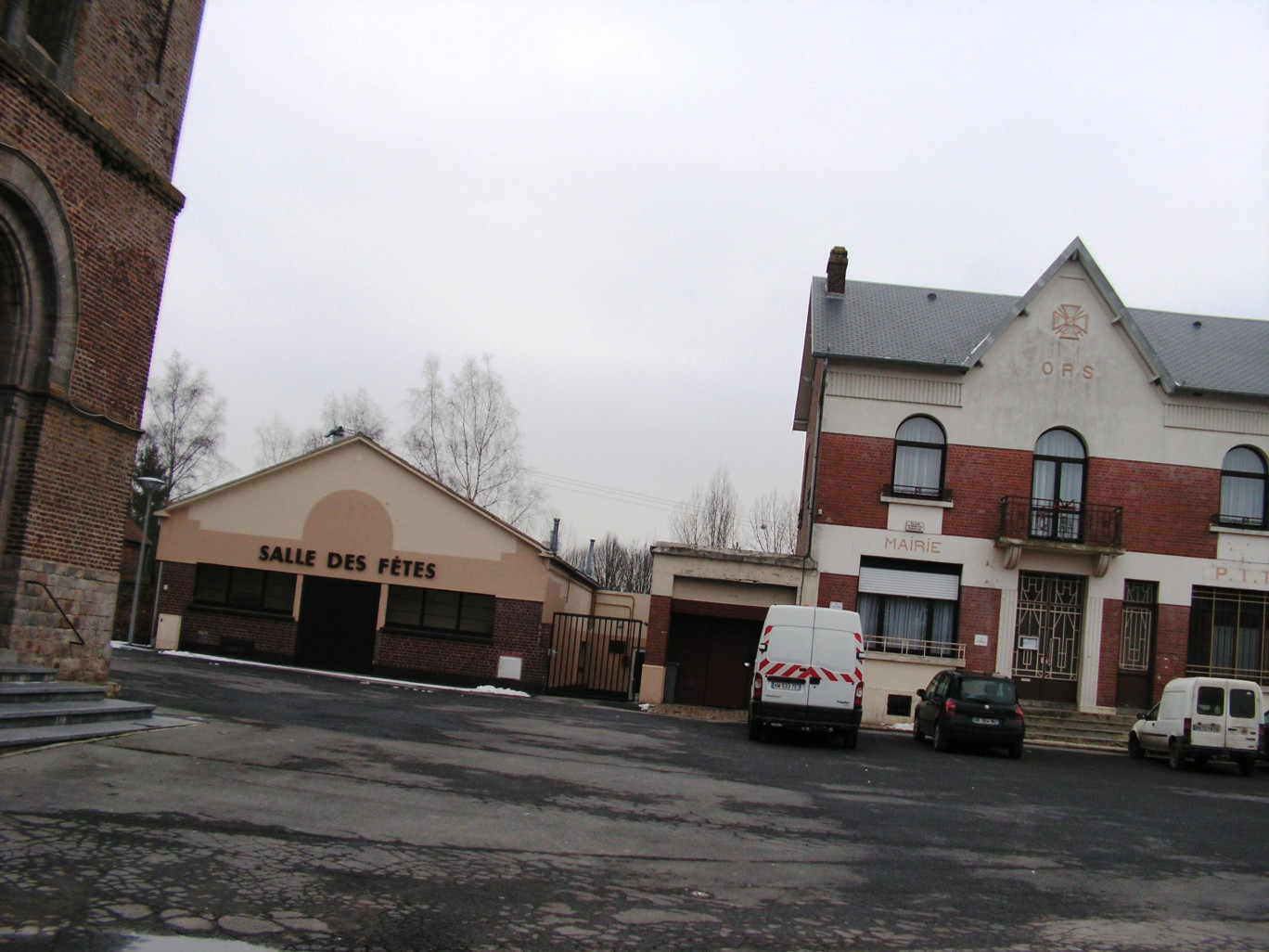 La future chaudière chauffera la mairie, la salle des fêtes et l’ancien presbytère transformée en salles pour les associations.