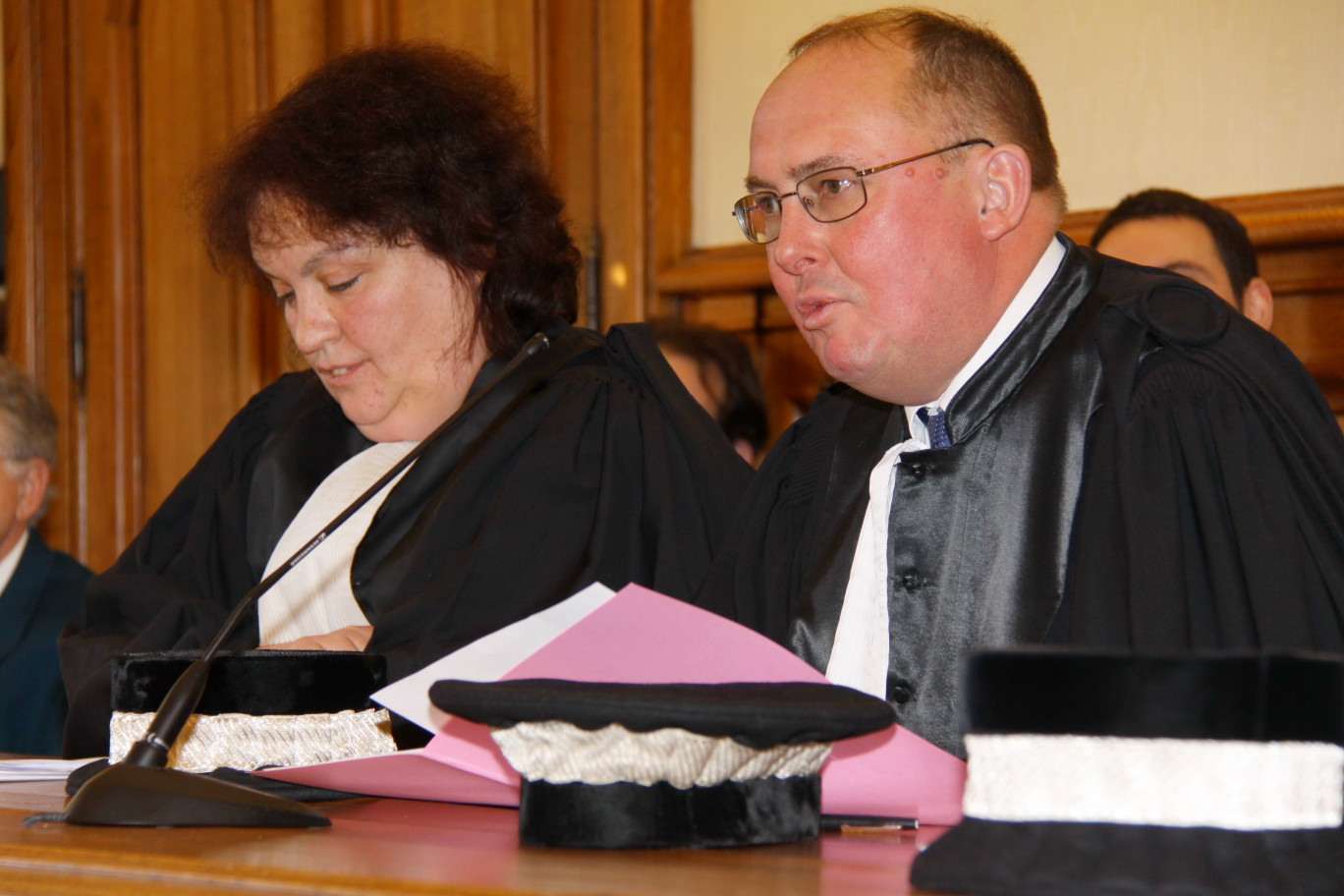 Véronique Dellelis, vice-présidente du tribunal d’instance d’Arras, et Marc Sauvage, nouveau président du tribunal de grande instance d’Arras. 