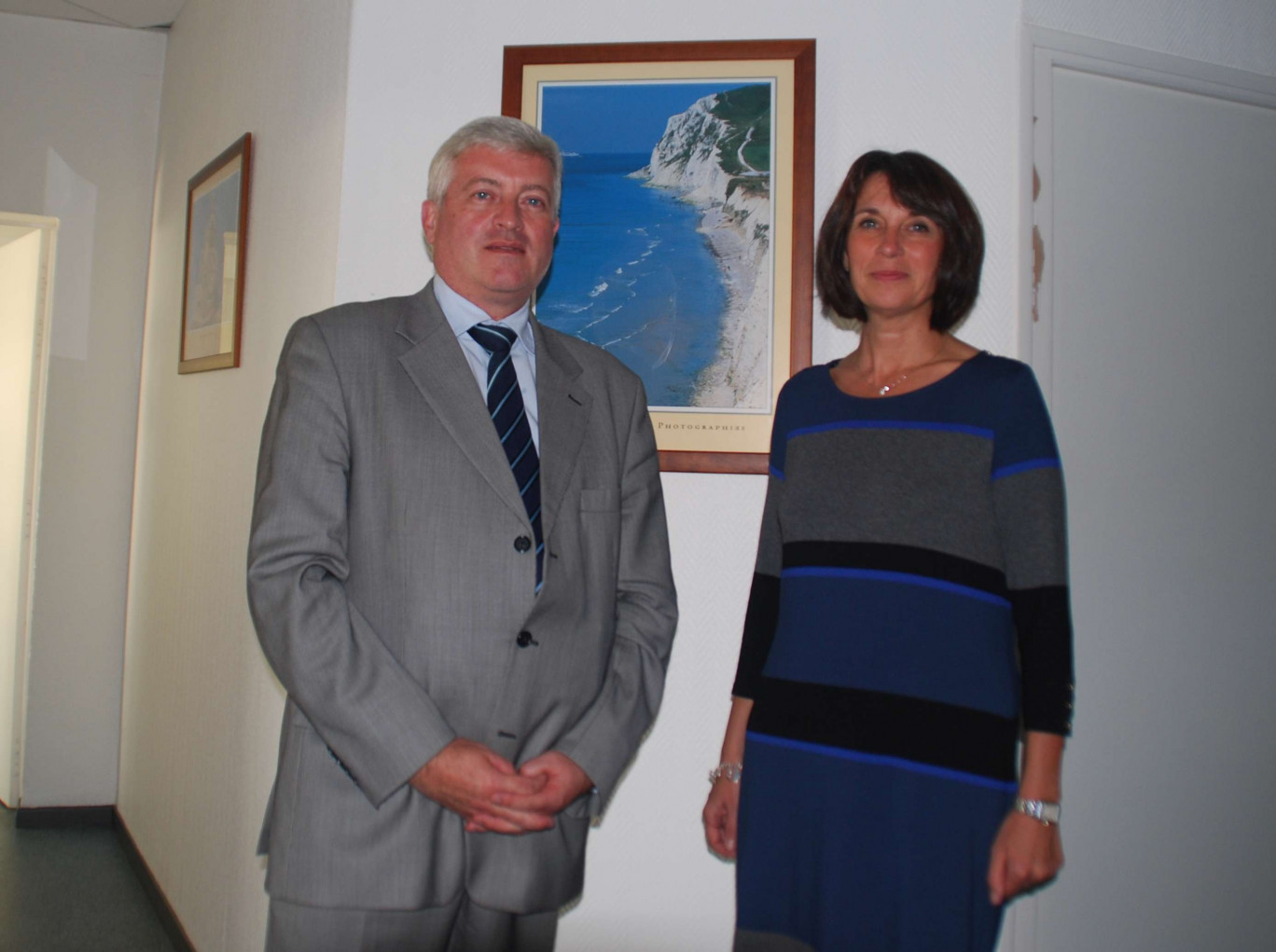 Diana Hounslow, directrice, et Bertrand Petit, président de l'Agence de développement et de réservation touristiques du Pas-de-Calais.
