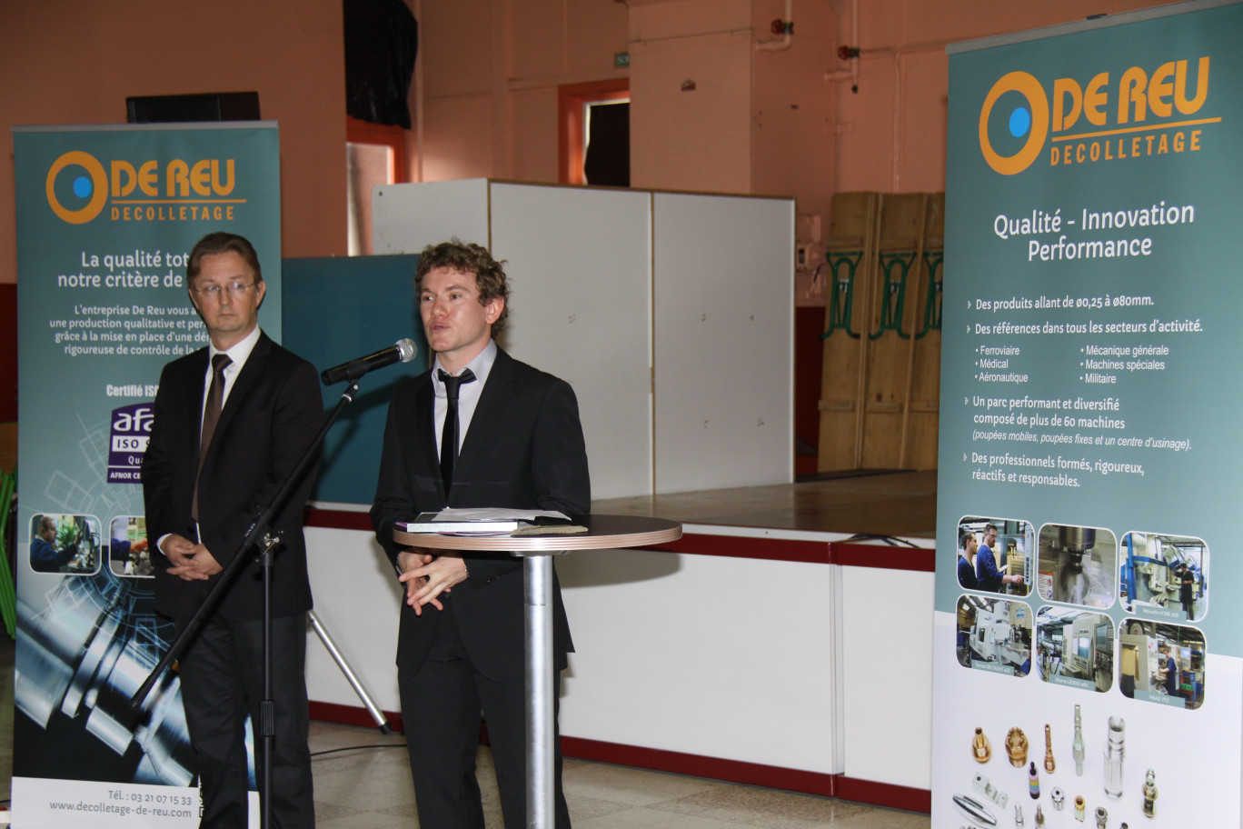 Joffrey De Reu (au micro) vient de recevoir la certification ISO 9001.