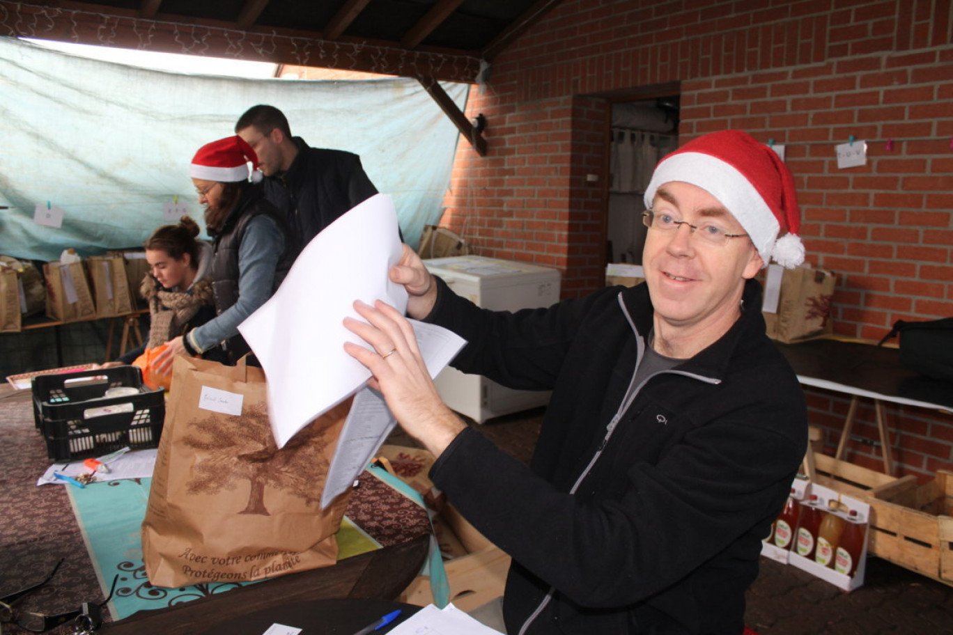 Le 24 décembre, c’était le Père Noël (Eric Lesage ) en personne qui servait…