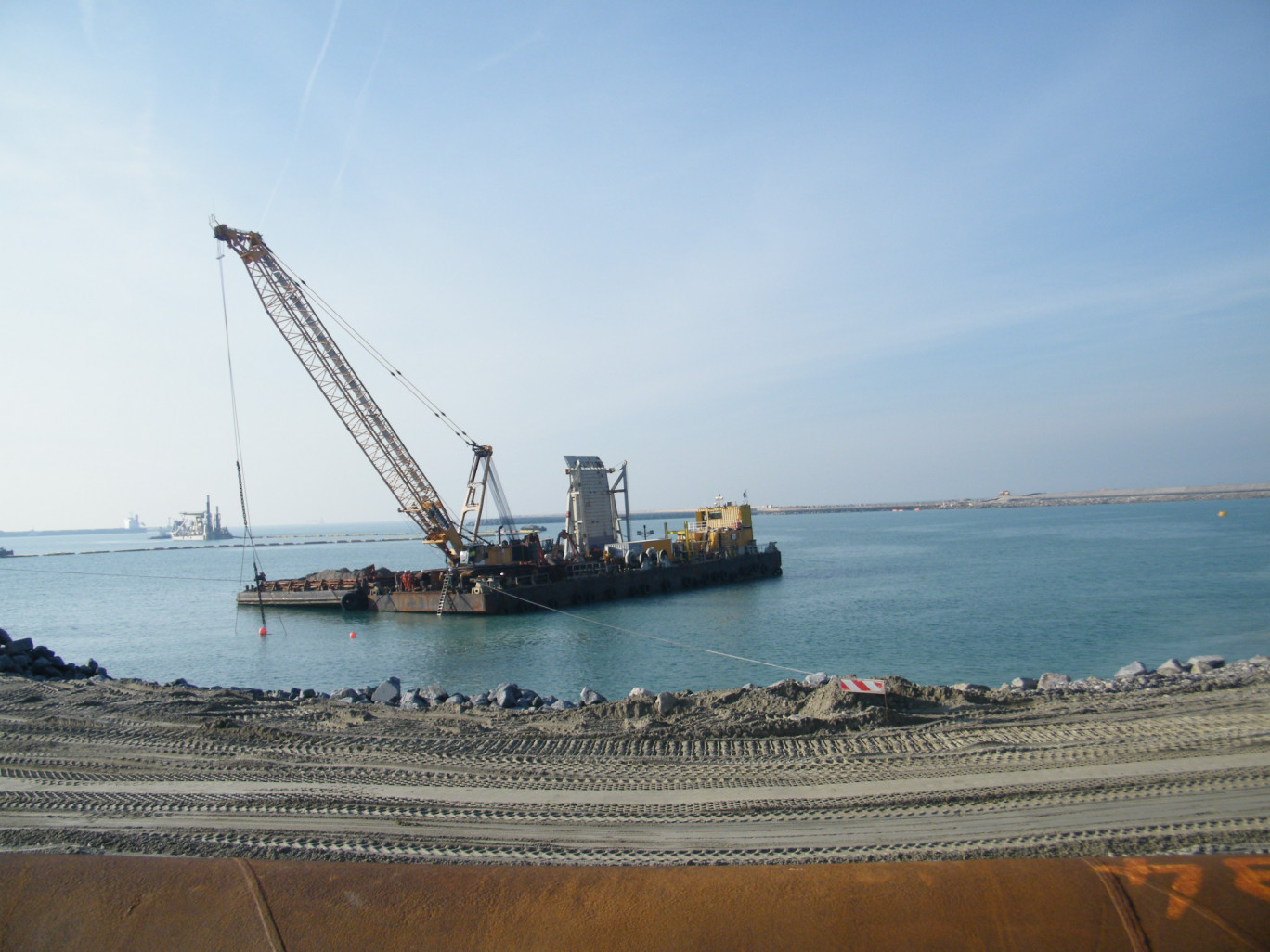 « Le chantier du terminal méthanier a profondément modifié le port ouest ».