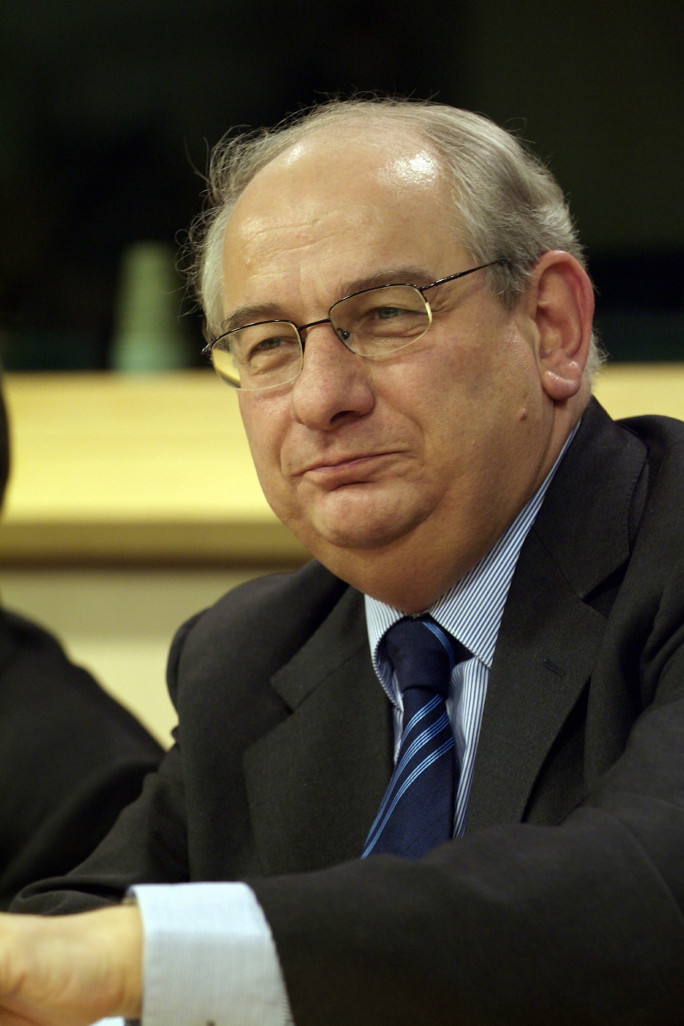 « Michel Delebarre, sénateur-maire de Dunkerque ».