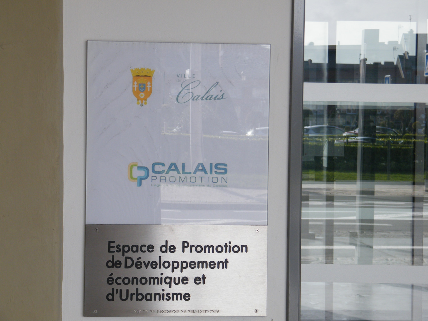 « L'agence de développement économique Calais Promotion ».