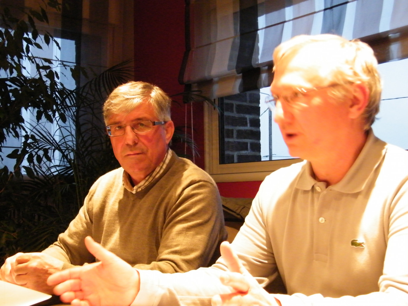 « Les opposants au projet de porcherie industrielle à Heuringhen ».