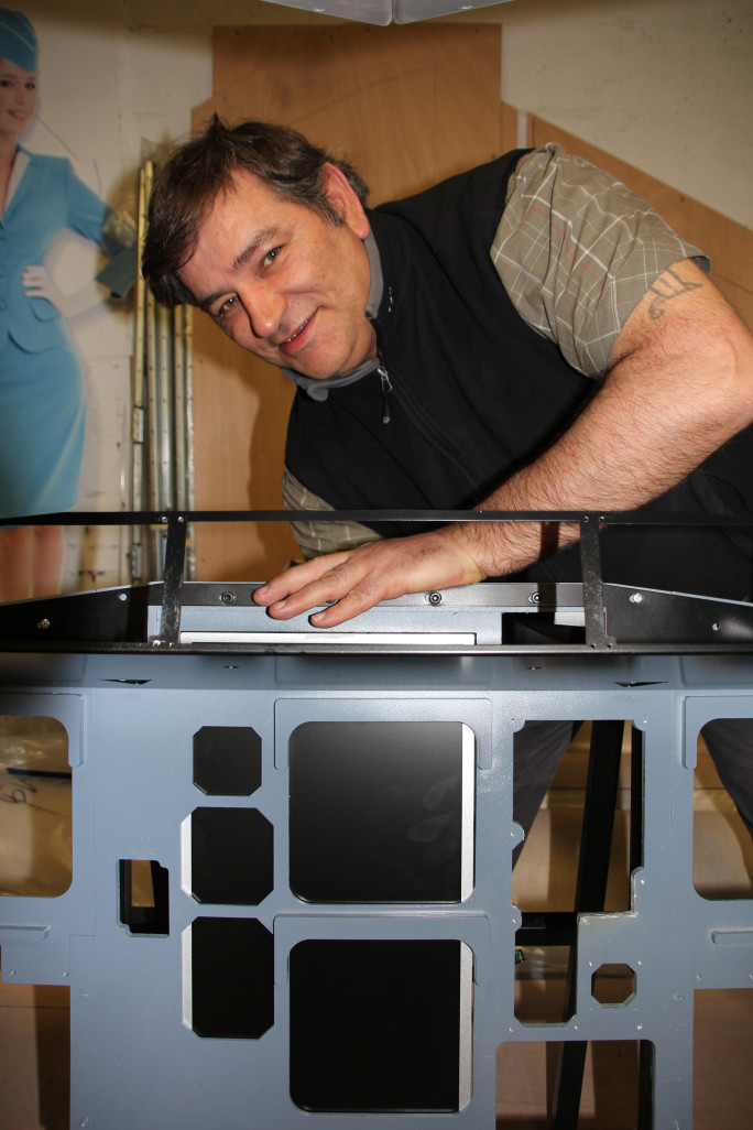 Jean-Louis Sabau a mené à bien son projet de reproduction du cockpit de l’A 320.