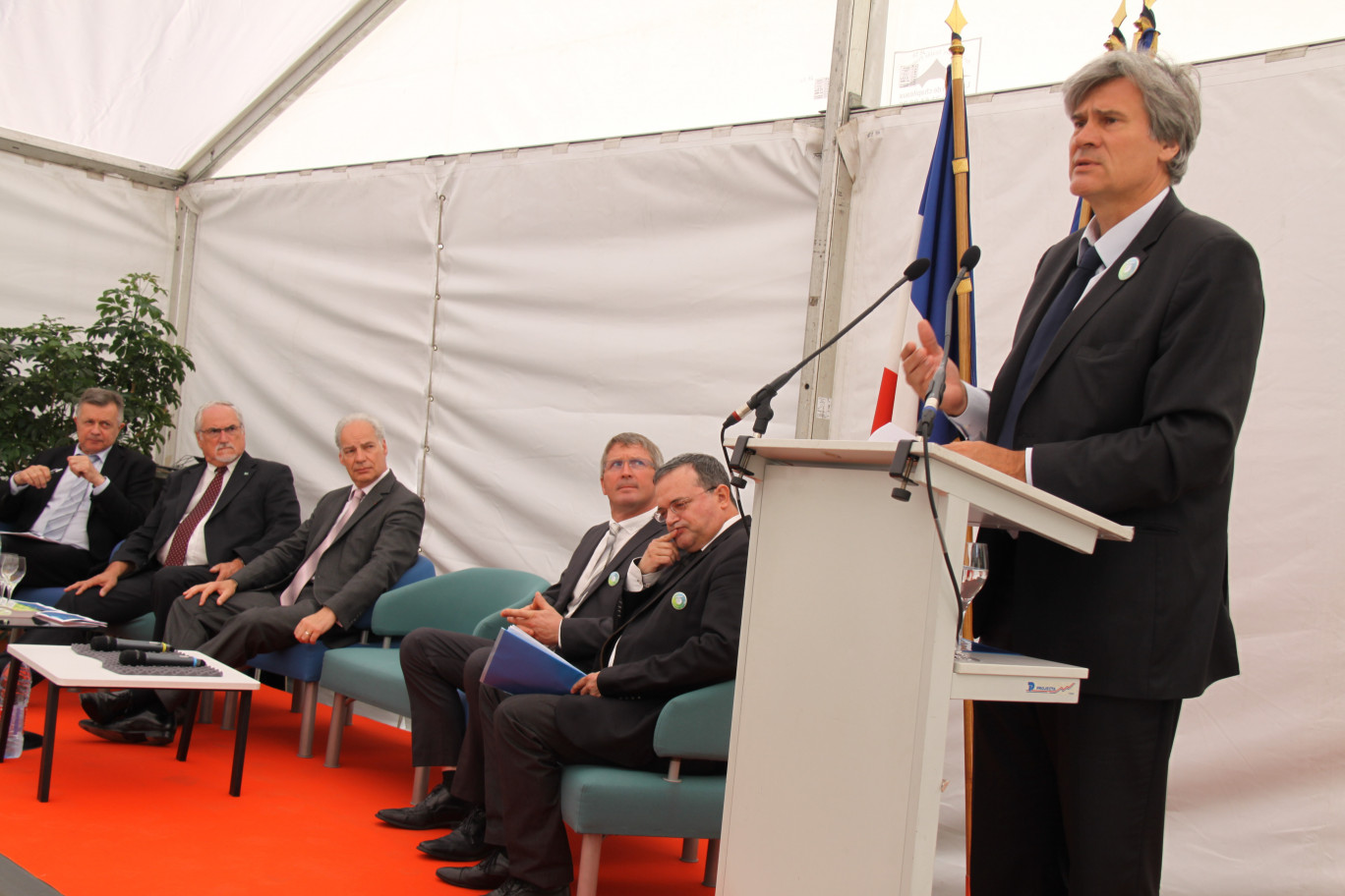 Stéphane Le Foll, ministre de l’Agriculture, de l’Agroalimentaire et de la Forêt, a visité dernièrement la coopérative agricole laitière la Prospérité fermière/Ingredia à Arras pour prendre connaissance de son projet d’entreprise CAP 2025 et faire un lien pratique avec le pacte de responsabilité et de solidarité.