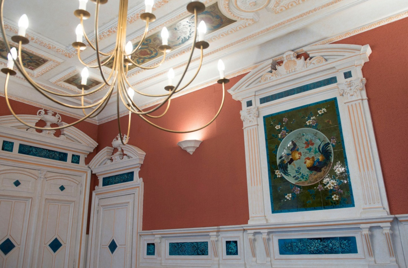 La célèbre salle aux coqs de l’hôtel de Béthanie à Arras, propriété du Crédit Agricole Nord de France.