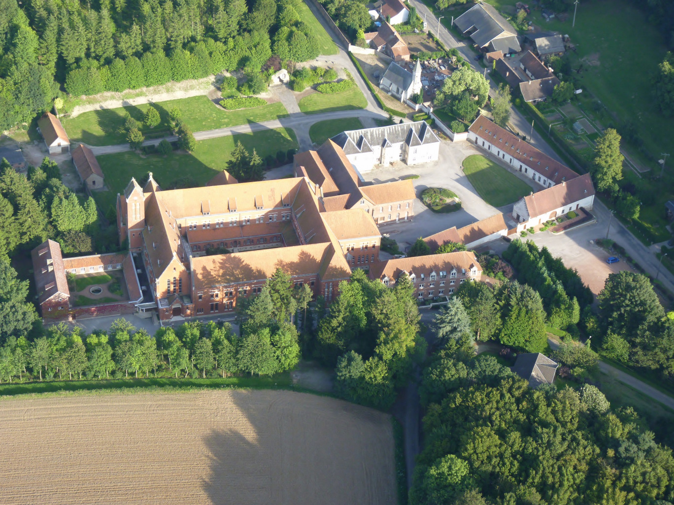L’Abbaye de Belval compte s’appuyer sur son cadre unique pour proposer des séminaires d’entreprises.      
