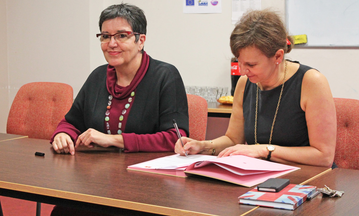 Ci-dessus, Bérénice Pideri, secrétaire générale de la fondation ManpowerGroup (à gauche) et Michèle Mathé, directrice générale de l'E2C Grand Lille..